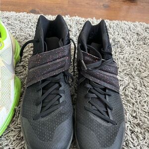 Nike Kyrie Irving 2 black and lava red speckle